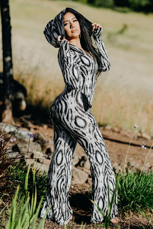 Black and White Savannah Print